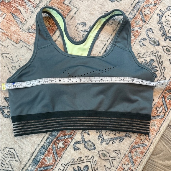 Nike Women's Charcoal and Black Sports Bra size Large - Picture 2 of 6